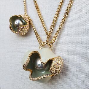 Vintage Rare Swarovski Double Open Flower Bud Crystals Gold Tone Necklace 16"